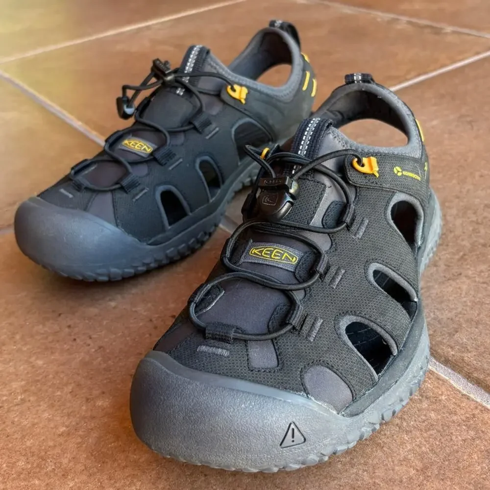 Keen Mens Black SOLR Water Sandals for Outdoor Aquatic Sports Gorpcore size 9